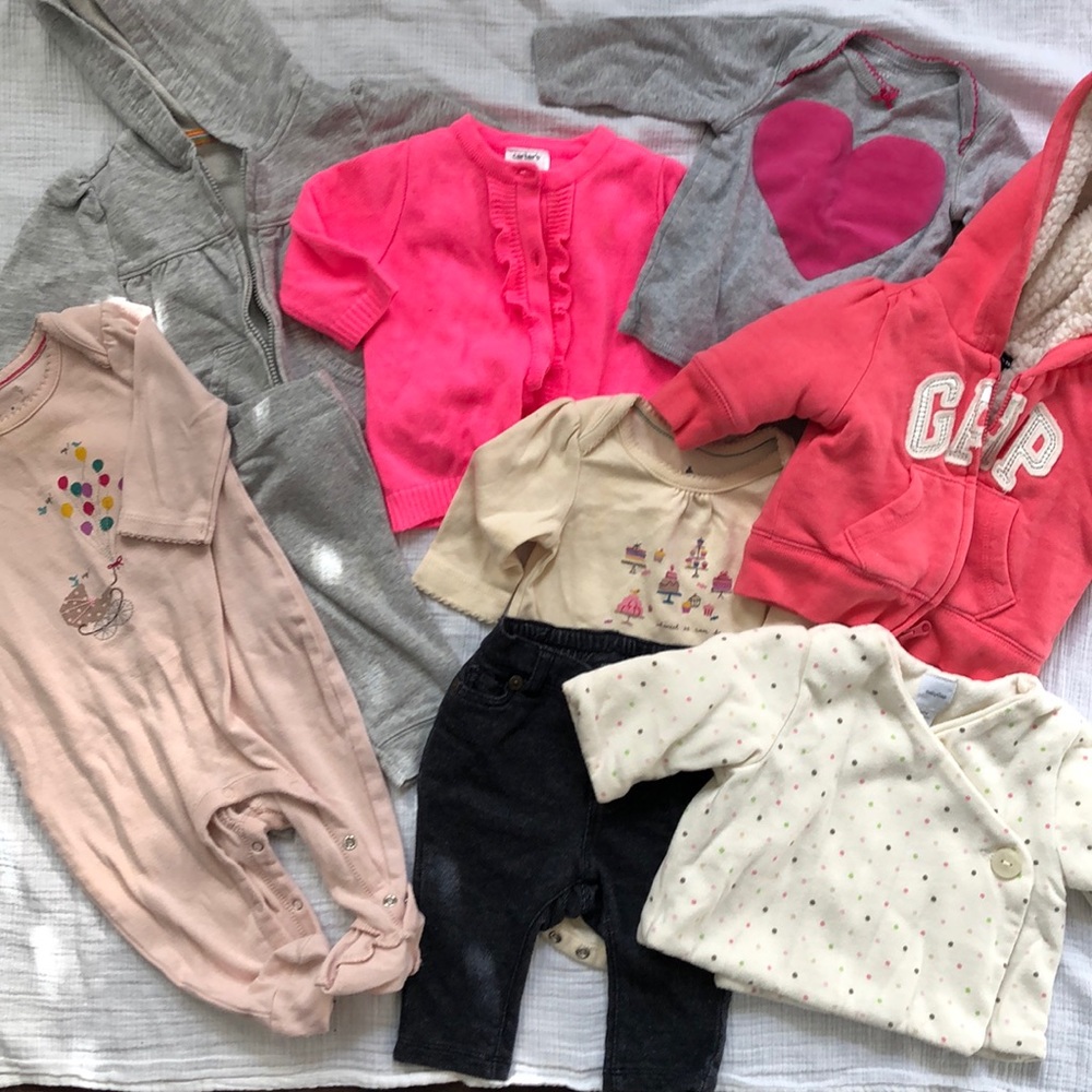 Lot of baby girls clothes, gap, Carter’s